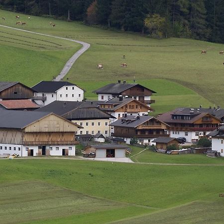 Appartments Jagerhof Braies  Exterior foto